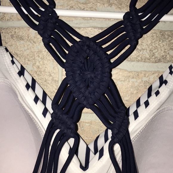 Kona Sol One piece bathing suit - Picture 5 of 8